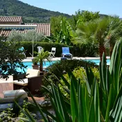 La villa de La Lézardière et son jardin à Nyons