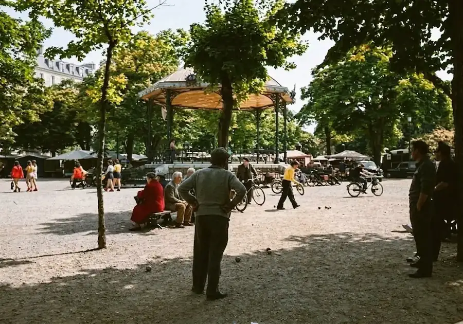 Illustration — Champ de Mars à Valence : les boulistes des années 1970 — Drôme
