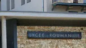 Illustration — Maternelle Nyons, Collège Nyons, Lycée Roumanille : la vie scolaire vue par les locaux