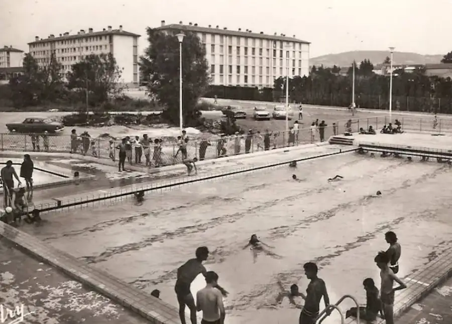 La piscine municipale de Valréas ouvre en 1964