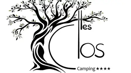 Logo du Camping Les Clos à Nyons, avec un olivier et quatre étoiles.
