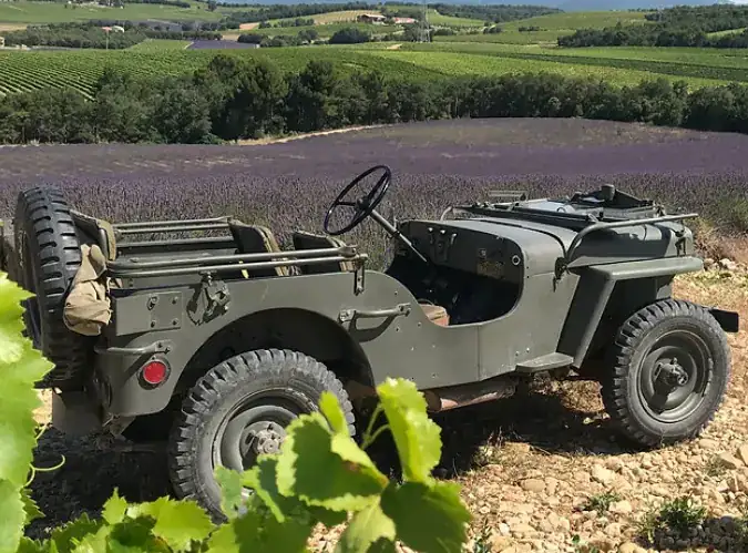Illustration — Nyons Jeep Découverte : Balade en Jeep en Famille dans la Drôme