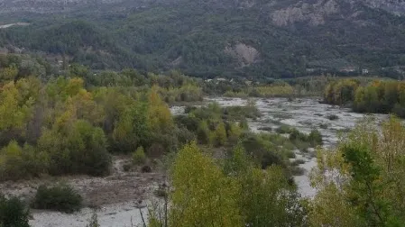 VTT sur les hauteurs de Nyons, sur riviére sec